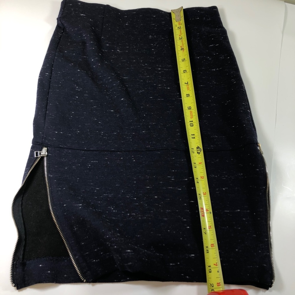 Women Aritzia pencil skirt zipped sz 4 - Picture 3 of 7